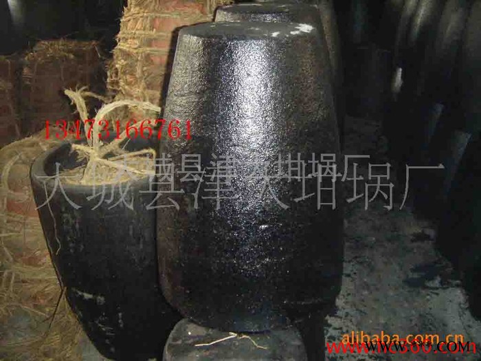 供应金钢1-1500#专业厂家生产中频炉碳化硅石墨坩埚图1