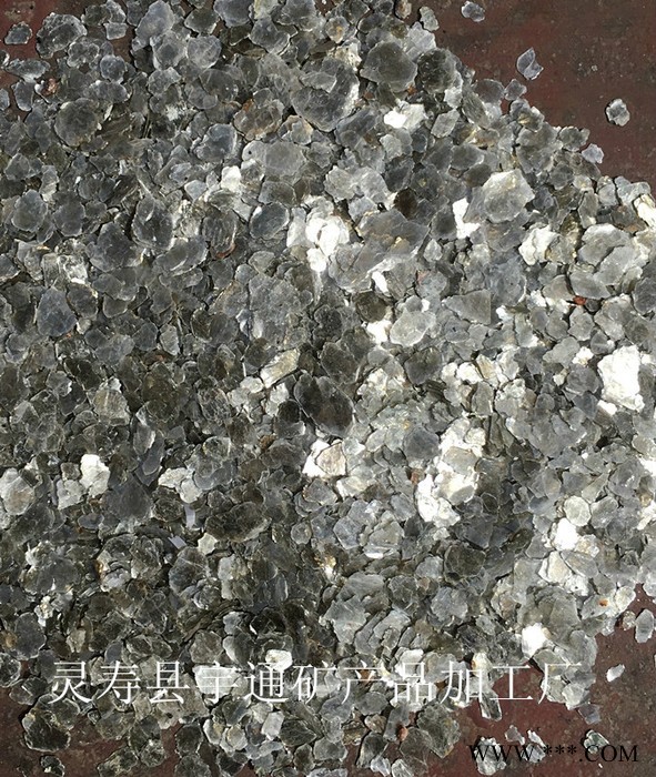 供应厂家长期优惠供应灵寿宇通**合成云母（0.5-1毫米）