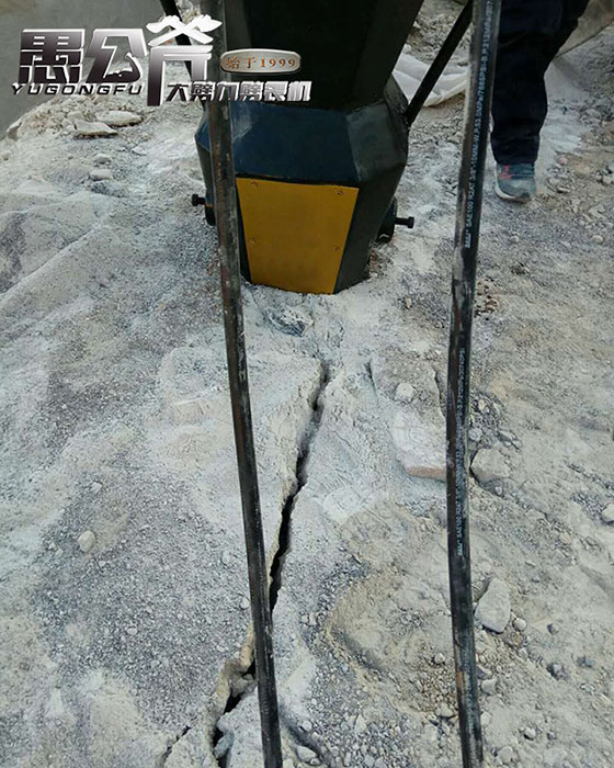 硅石矿钾长石开采分裂机华宁县价格
