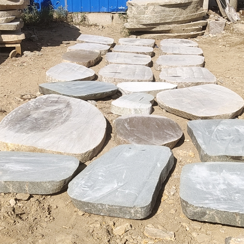 产地货源民间回收老旧石磨盘磨扇铺路踏步石老石器园林页岩老石板