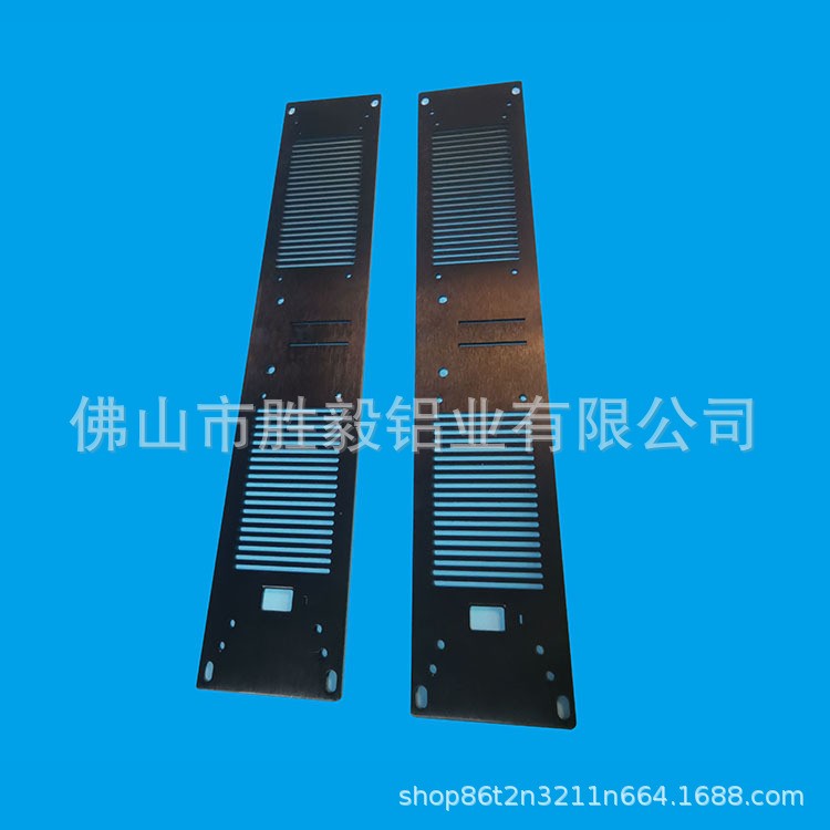 厂家供应汽车功放面板铝型材 机箱铝合金面板 拉丝氧化铝面板型材图2